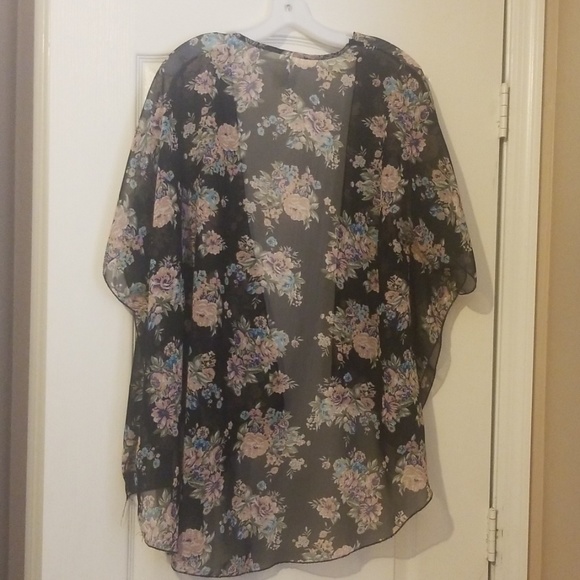 Live 4 Truth Long Sheer Kimono Size M - Picture 2 of 5